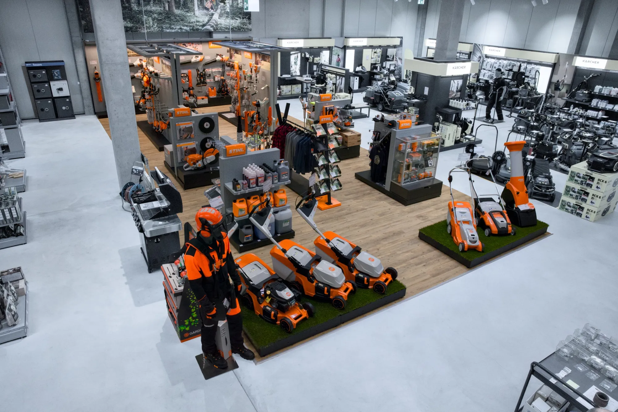 Espace jardin et outillage du magasin, vu d’en haut